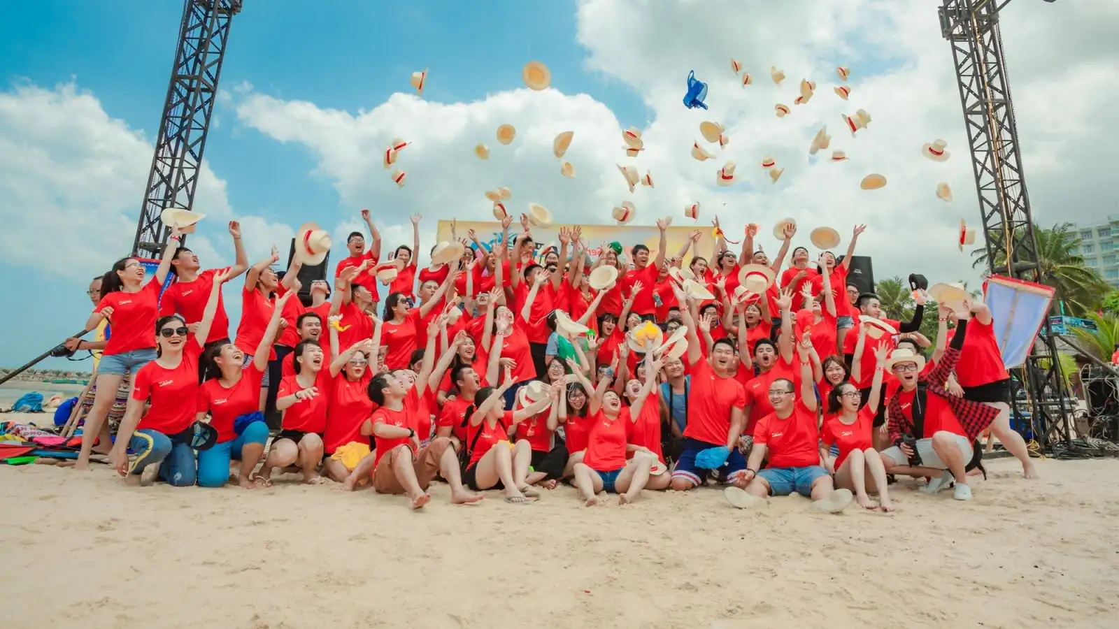 Cách tạo không khí vui vẻ trong các buổi meeting team hiệu quả