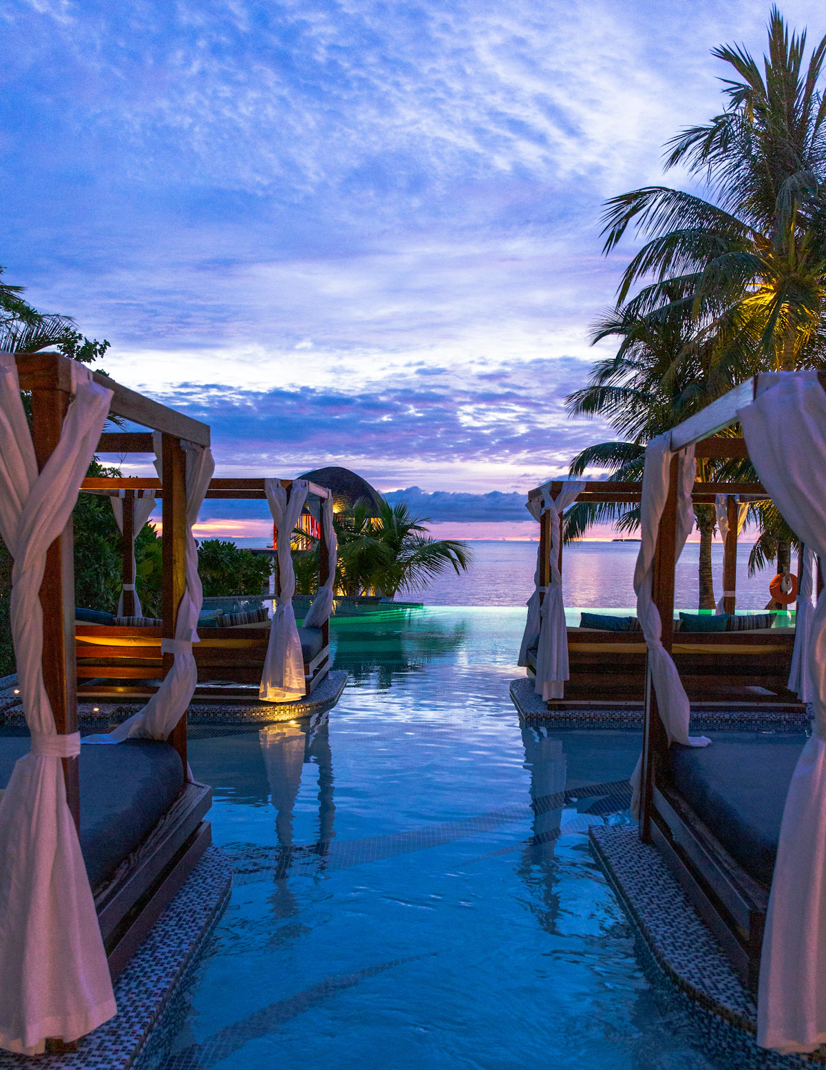 Resort ven biển Vũng Tàu với hồ bơi và sân vườn
